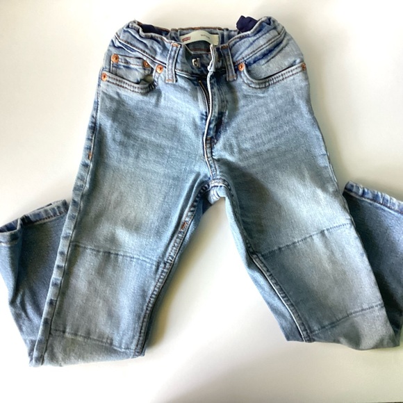 Little boy Levi’s 511 made to play jeans - Picture 2 of 6